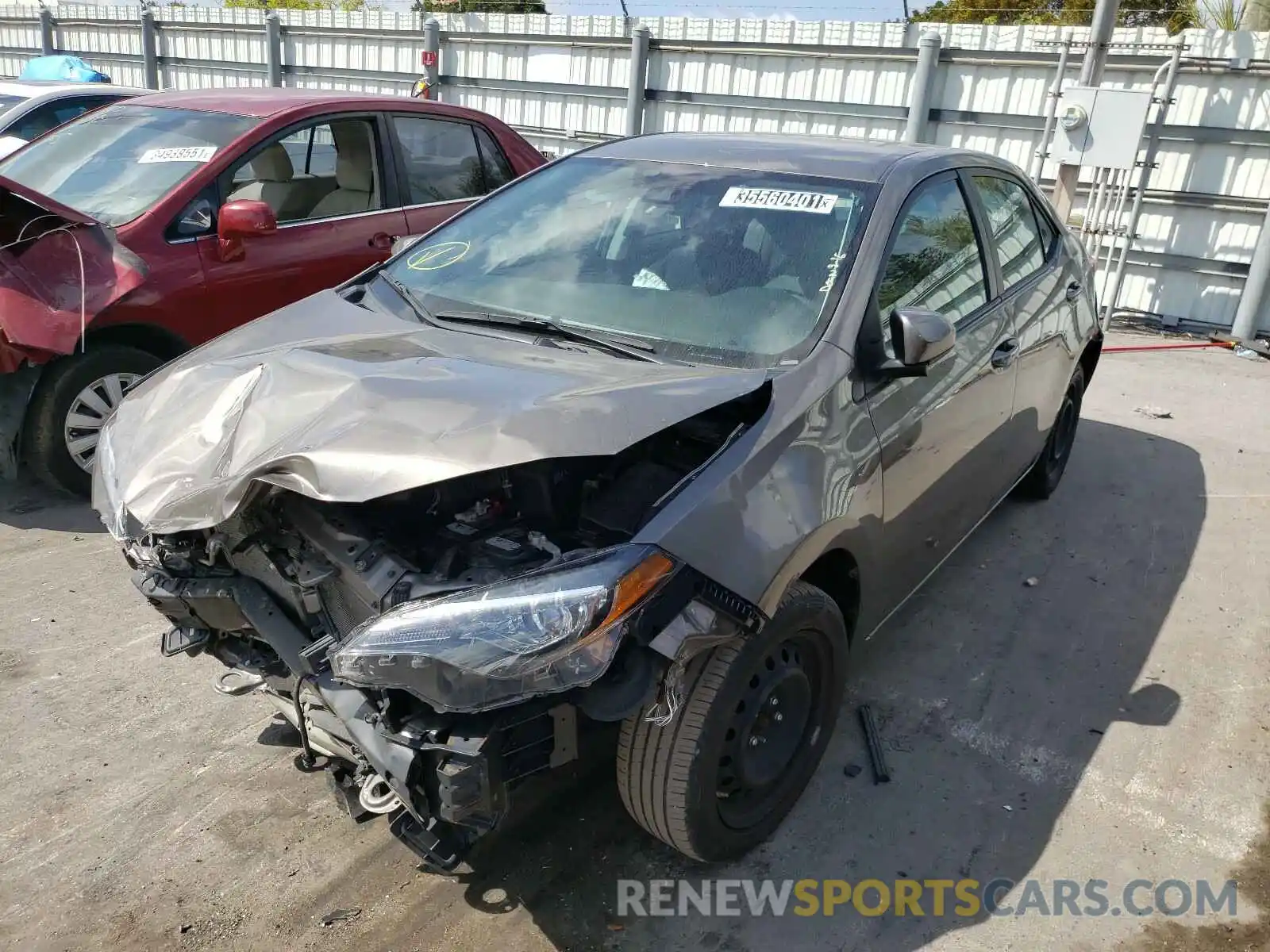 2 Фотография поврежденного автомобиля 2T1BURHE2KC164862 TOYOTA COROLLA 2019
