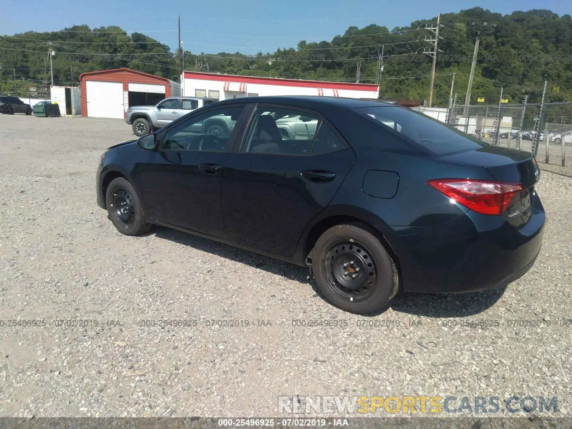 3 Photograph of a damaged car 2T1BURHE2KC165140 TOYOTA COROLLA 2019