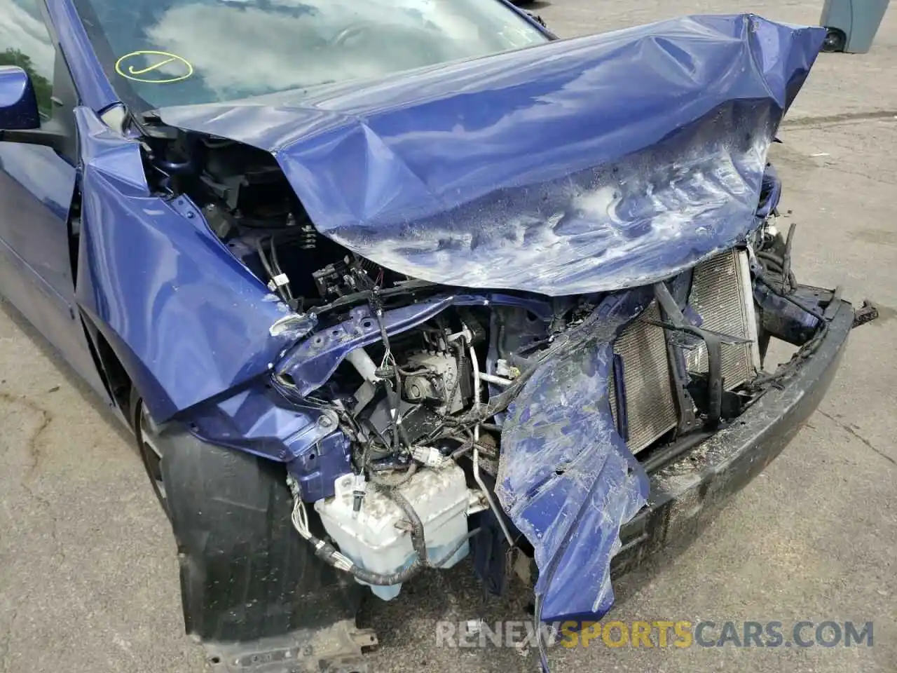 9 Photograph of a damaged car 2T1BURHE2KC165753 TOYOTA COROLLA 2019