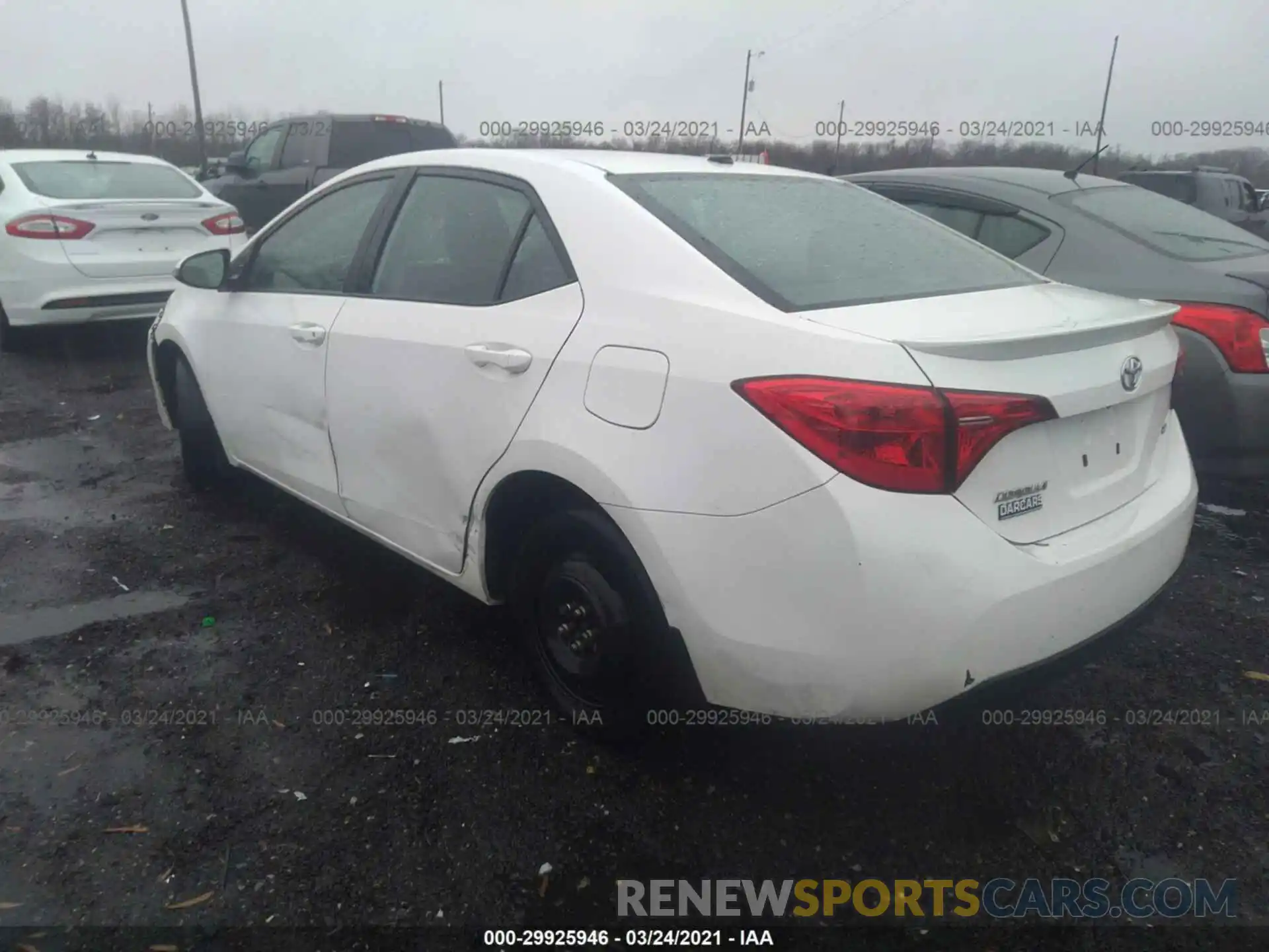 3 Photograph of a damaged car 2T1BURHE2KC168314 TOYOTA COROLLA 2019