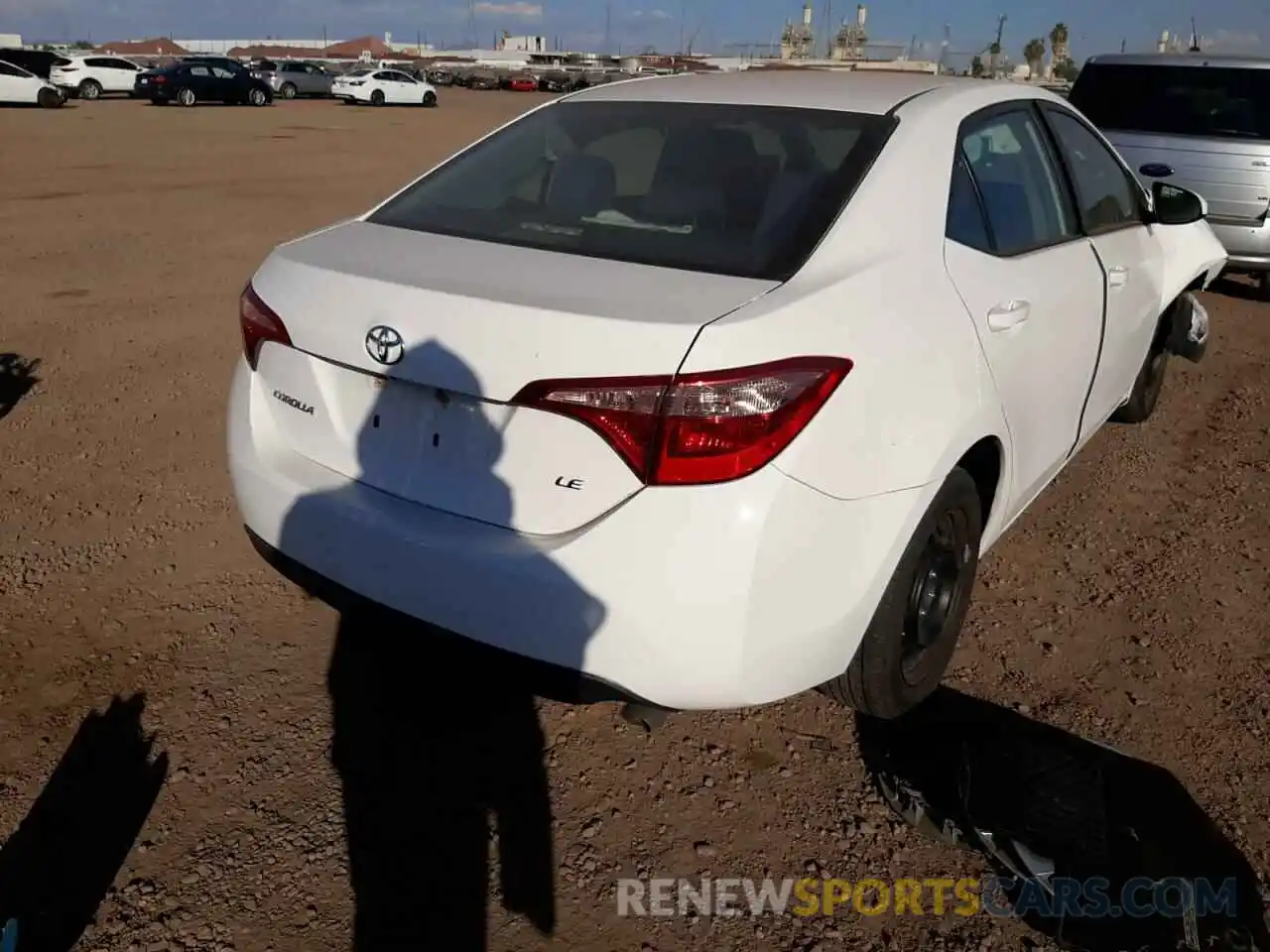 4 Photograph of a damaged car 2T1BURHE2KC169205 TOYOTA COROLLA 2019