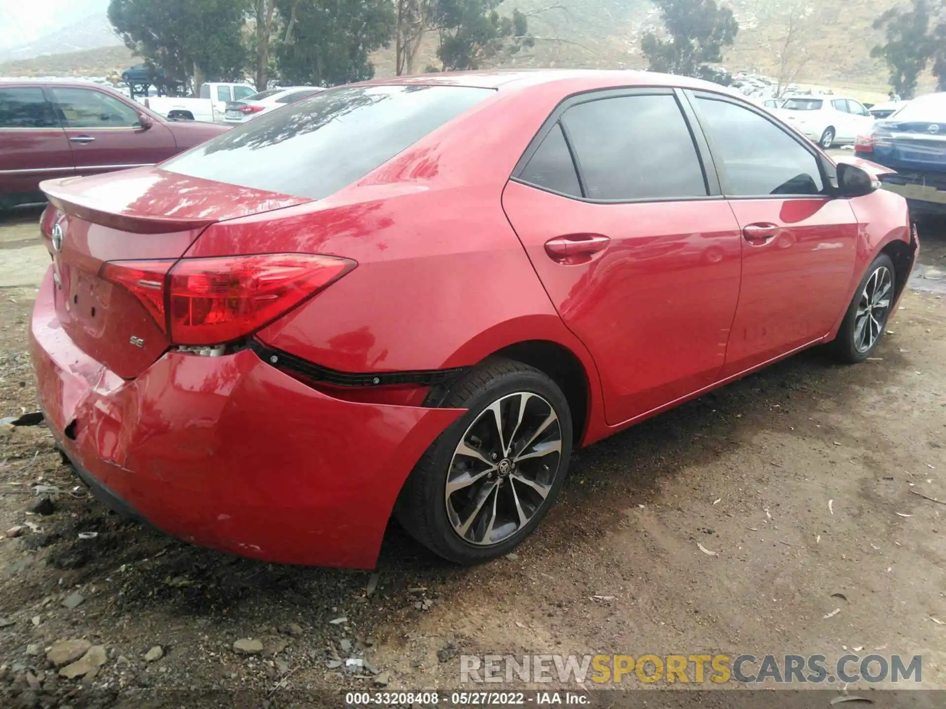 4 Photograph of a damaged car 2T1BURHE2KC169768 TOYOTA COROLLA 2019