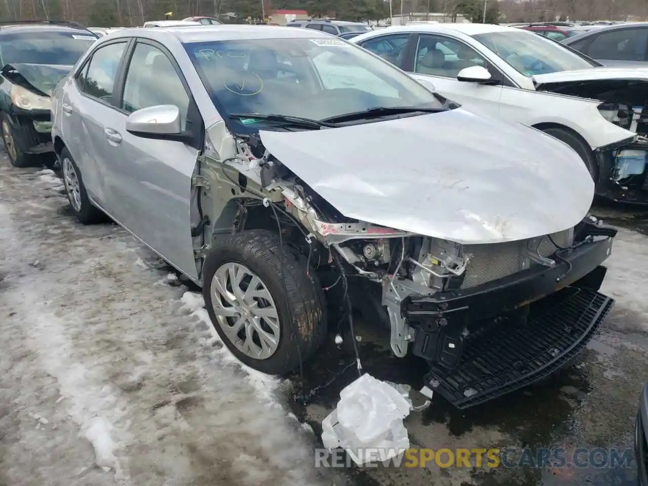 1 Photograph of a damaged car 2T1BURHE2KC170354 TOYOTA COROLLA 2019