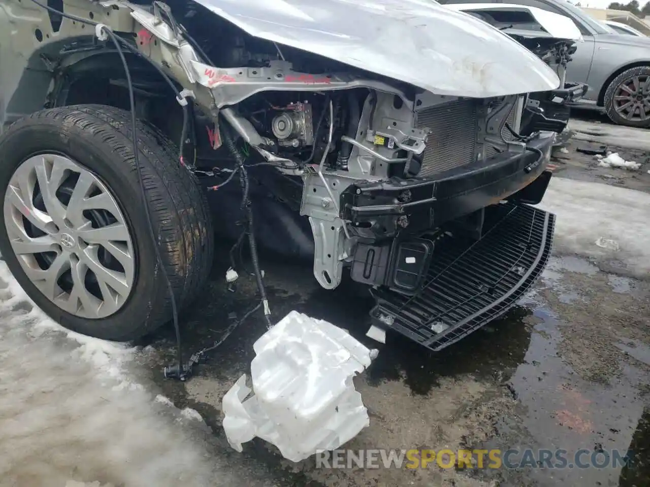 9 Photograph of a damaged car 2T1BURHE2KC170354 TOYOTA COROLLA 2019