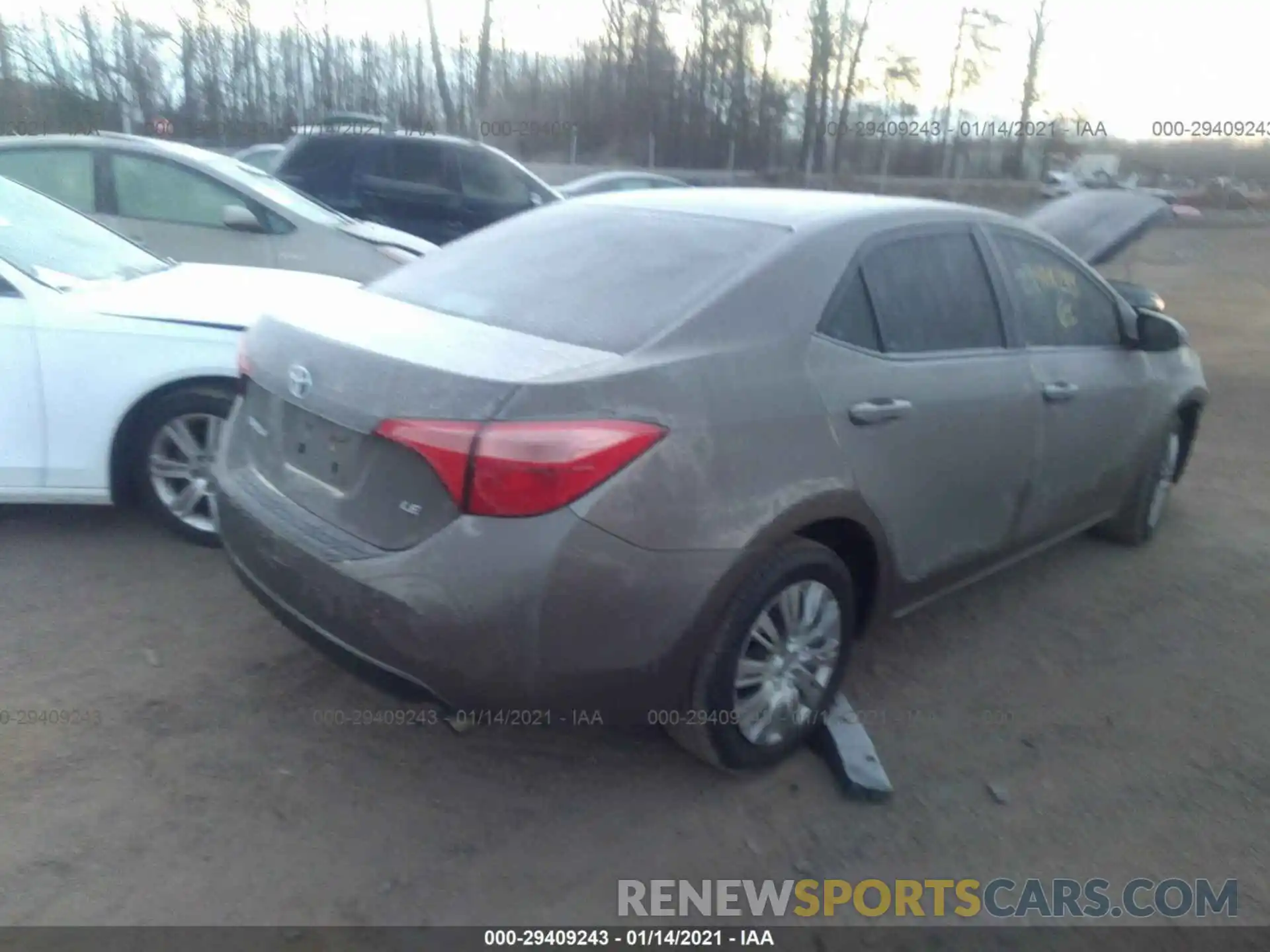 4 Photograph of a damaged car 2T1BURHE2KC171732 TOYOTA COROLLA 2019