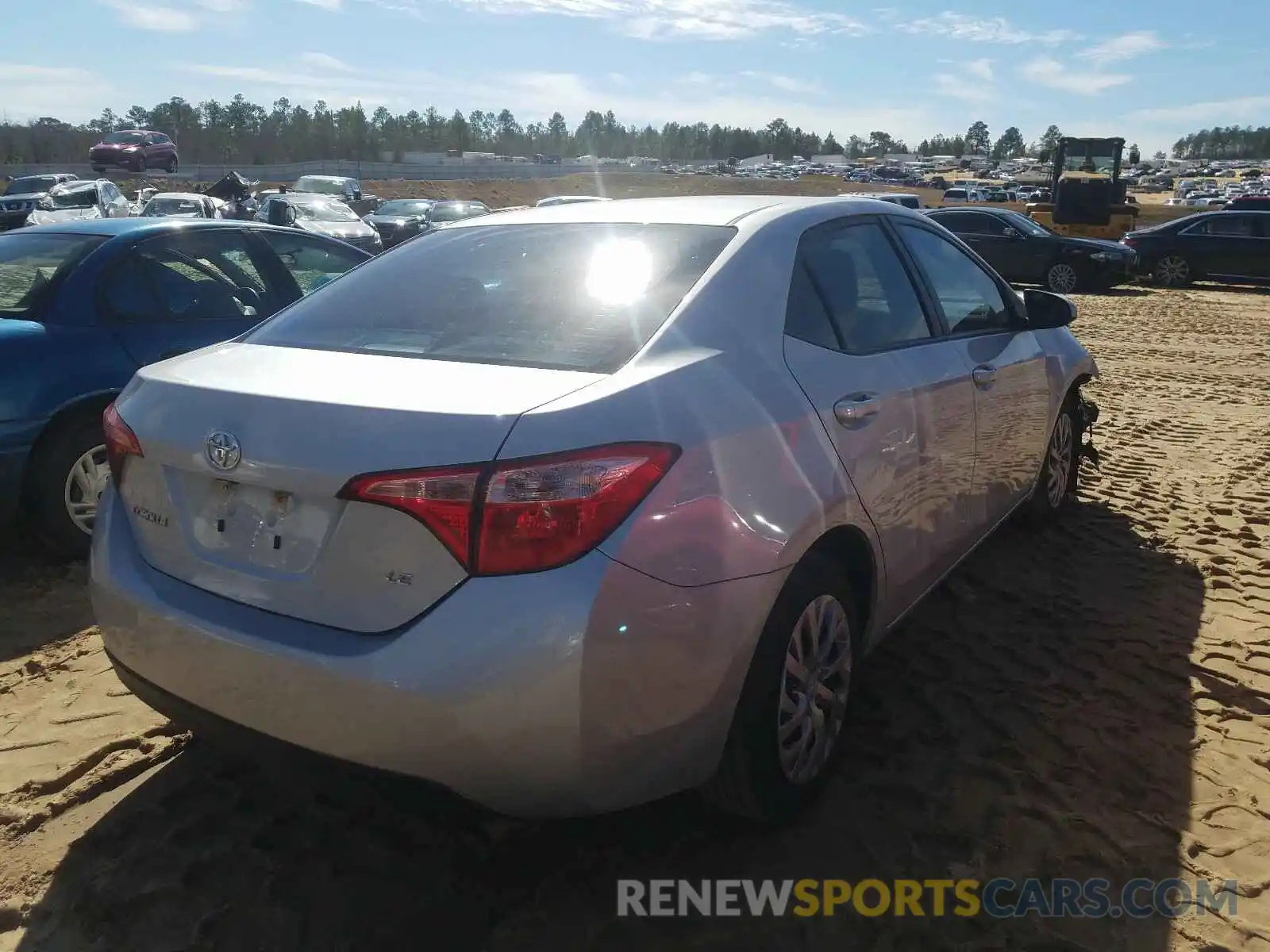 4 Photograph of a damaged car 2T1BURHE2KC172007 TOYOTA COROLLA 2019