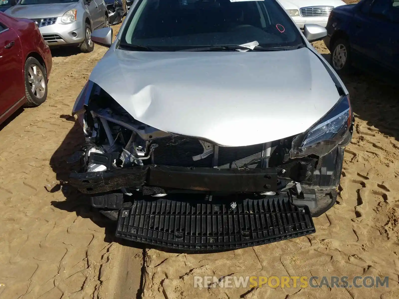 9 Photograph of a damaged car 2T1BURHE2KC172007 TOYOTA COROLLA 2019