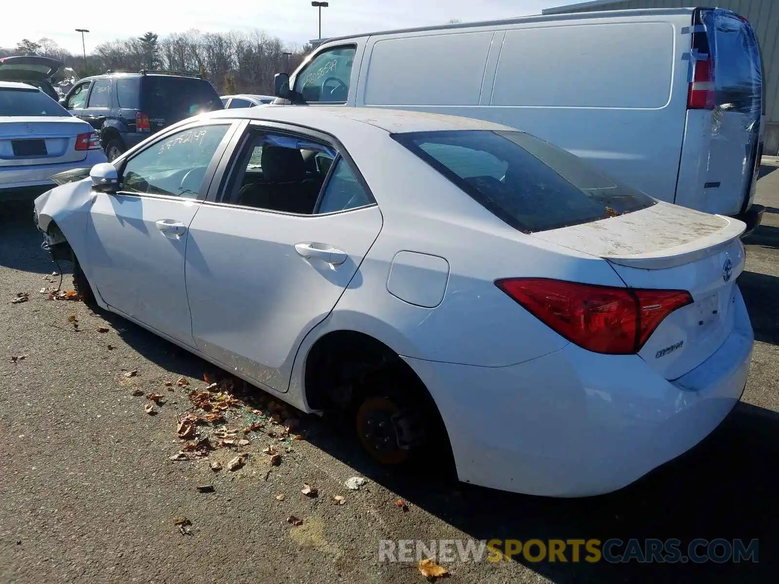 3 Photograph of a damaged car 2T1BURHE2KC172413 TOYOTA COROLLA 2019