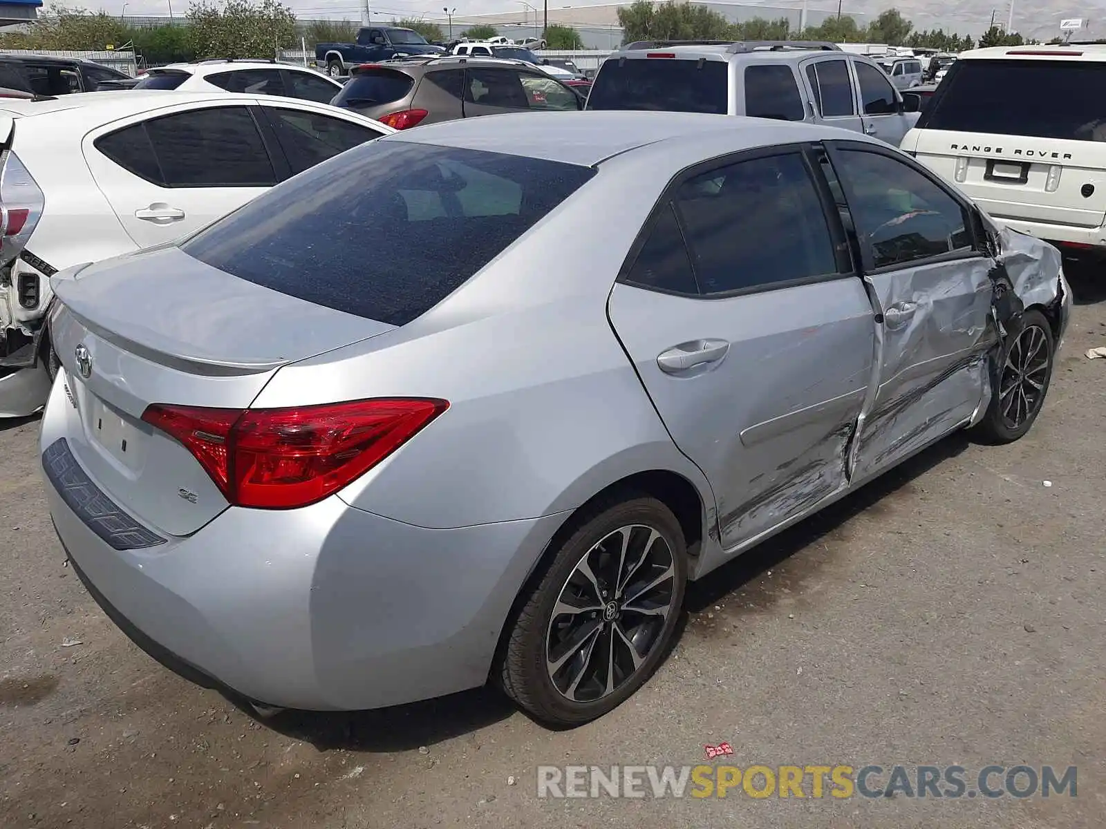 4 Photograph of a damaged car 2T1BURHE2KC172590 TOYOTA COROLLA 2019