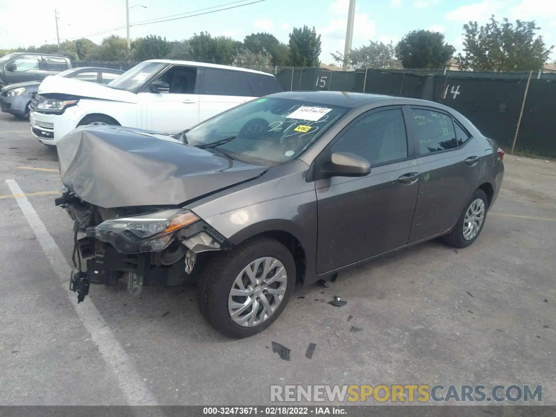 2 Photograph of a damaged car 2T1BURHE2KC172735 TOYOTA COROLLA 2019