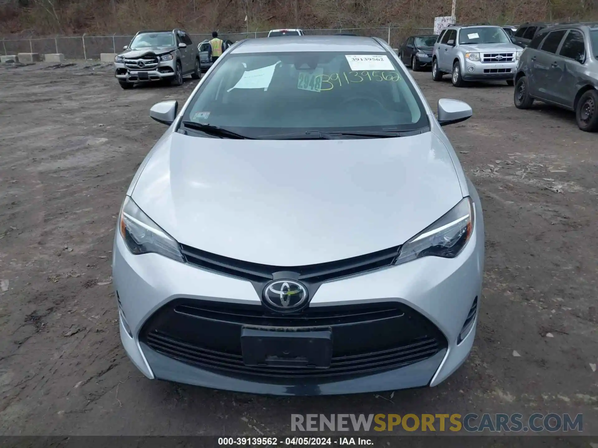 6 Photograph of a damaged car 2T1BURHE2KC173397 TOYOTA COROLLA 2019