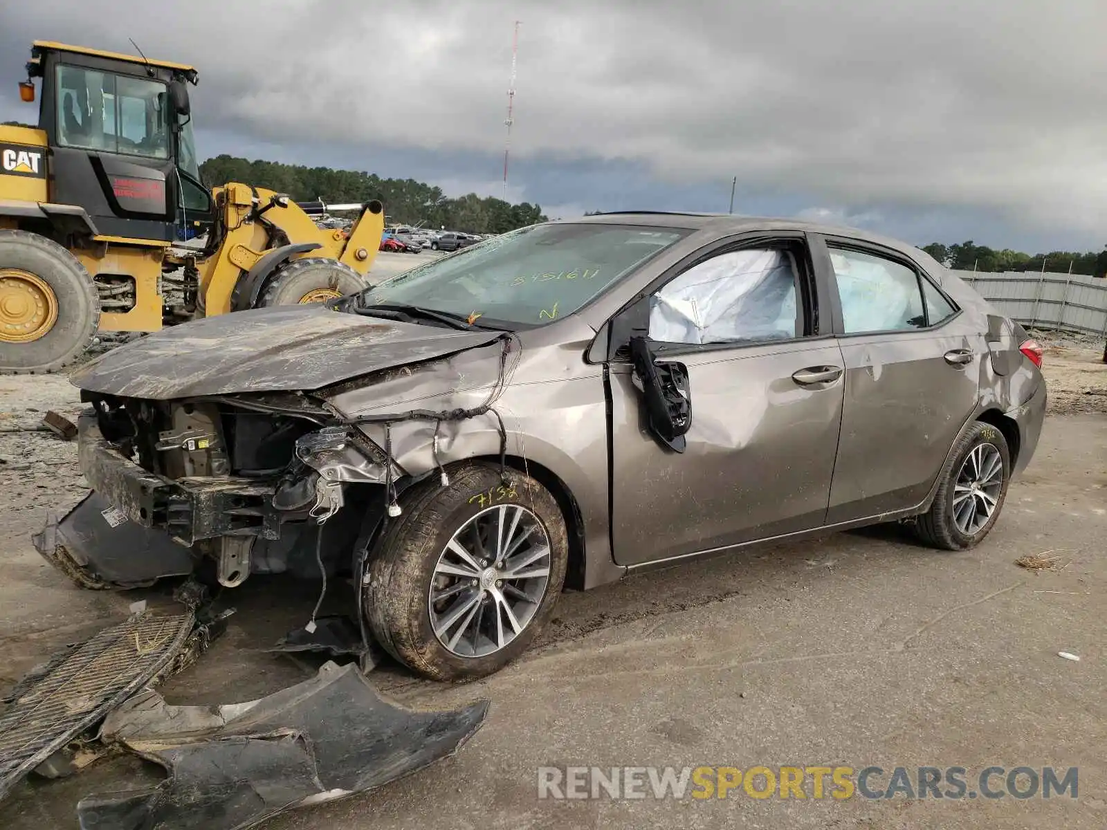 2 Photograph of a damaged car 2T1BURHE2KC174064 TOYOTA COROLLA 2019