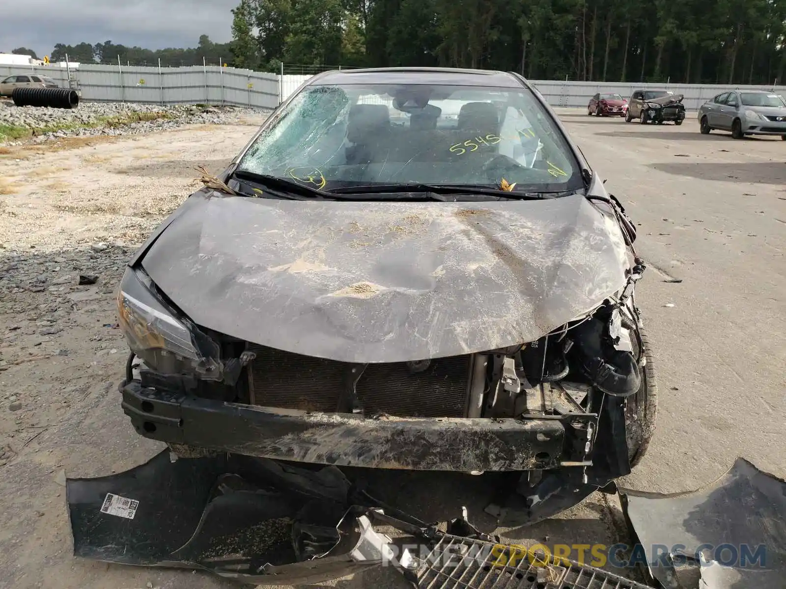 9 Photograph of a damaged car 2T1BURHE2KC174064 TOYOTA COROLLA 2019