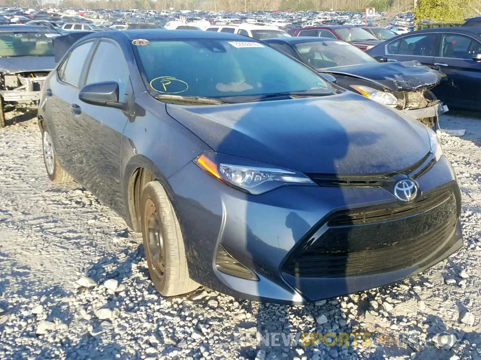 1 Photograph of a damaged car 2T1BURHE2KC174260 TOYOTA COROLLA 2019