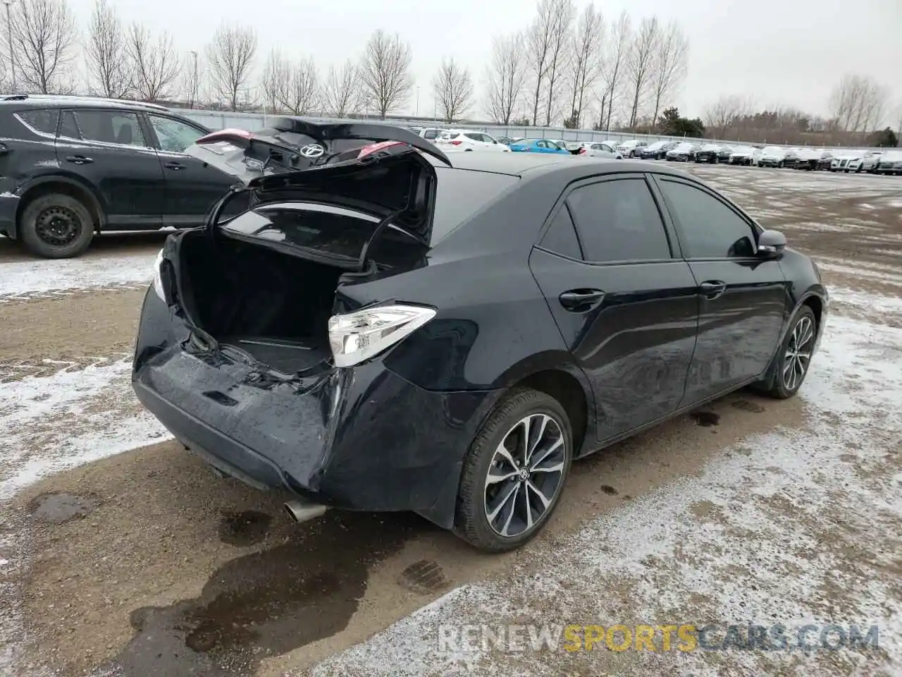 4 Photograph of a damaged car 2T1BURHE2KC174419 TOYOTA COROLLA 2019