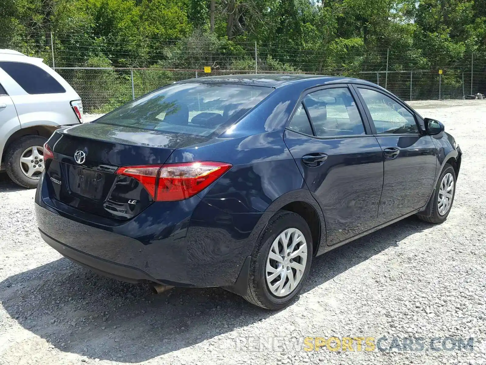 4 Photograph of a damaged car 2T1BURHE2KC175036 TOYOTA COROLLA 2019