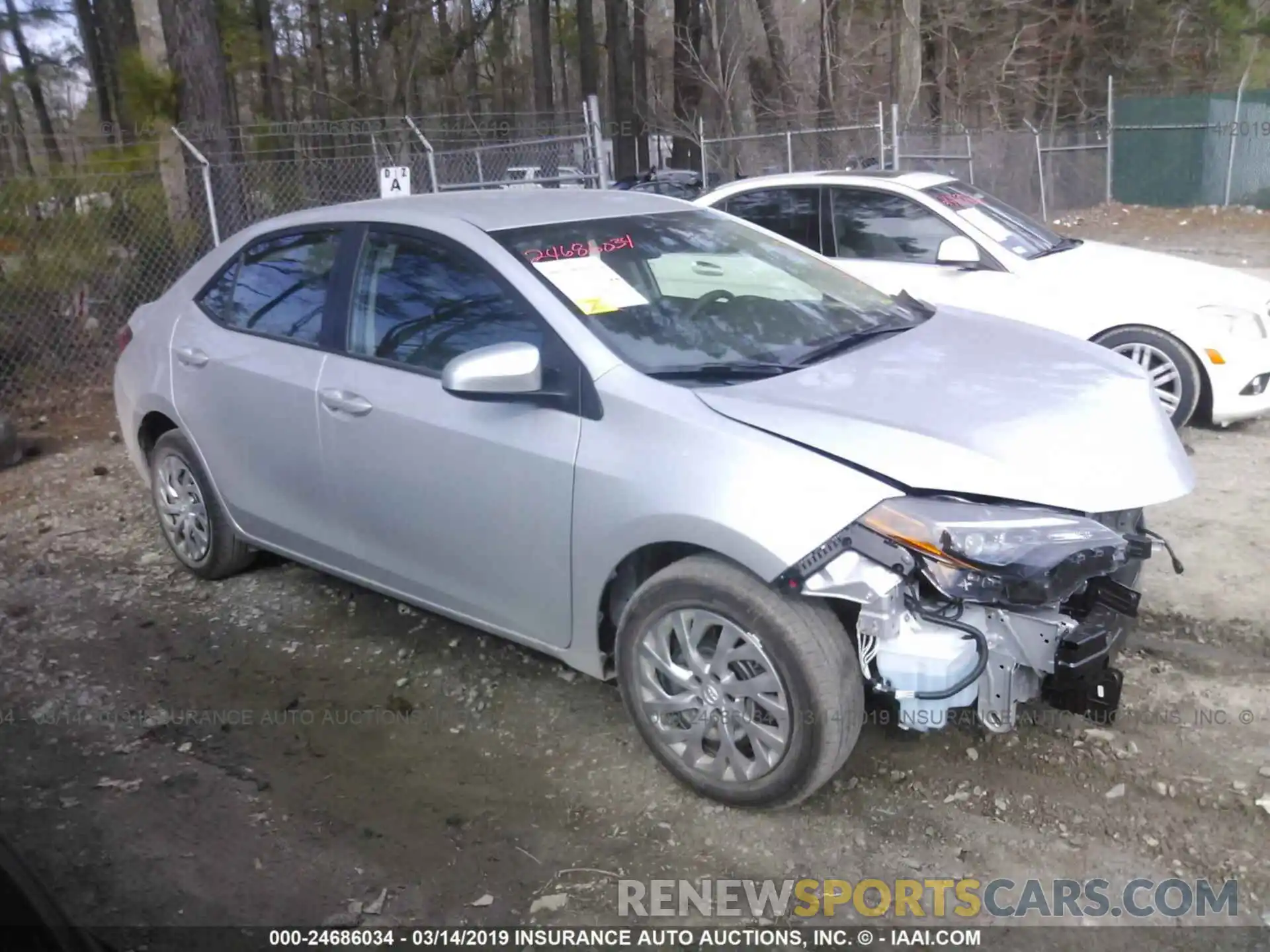 1 Photograph of a damaged car 2T1BURHE2KC175442 TOYOTA COROLLA 2019