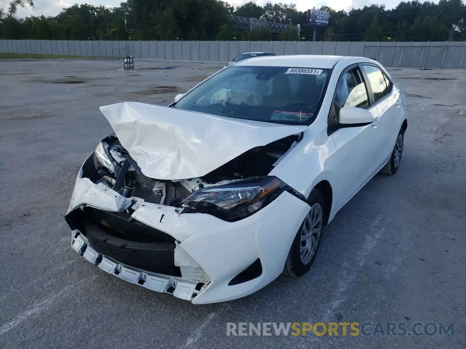 2 Photograph of a damaged car 2T1BURHE2KC175456 TOYOTA COROLLA 2019