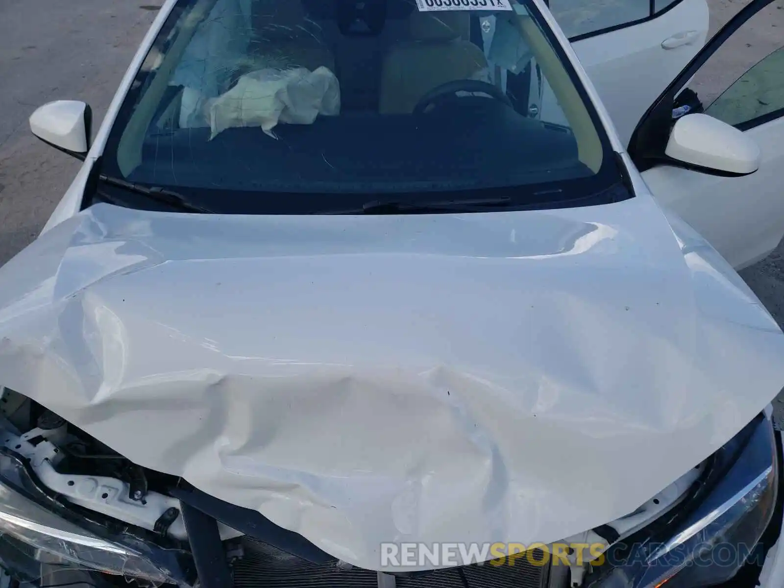 7 Photograph of a damaged car 2T1BURHE2KC175456 TOYOTA COROLLA 2019