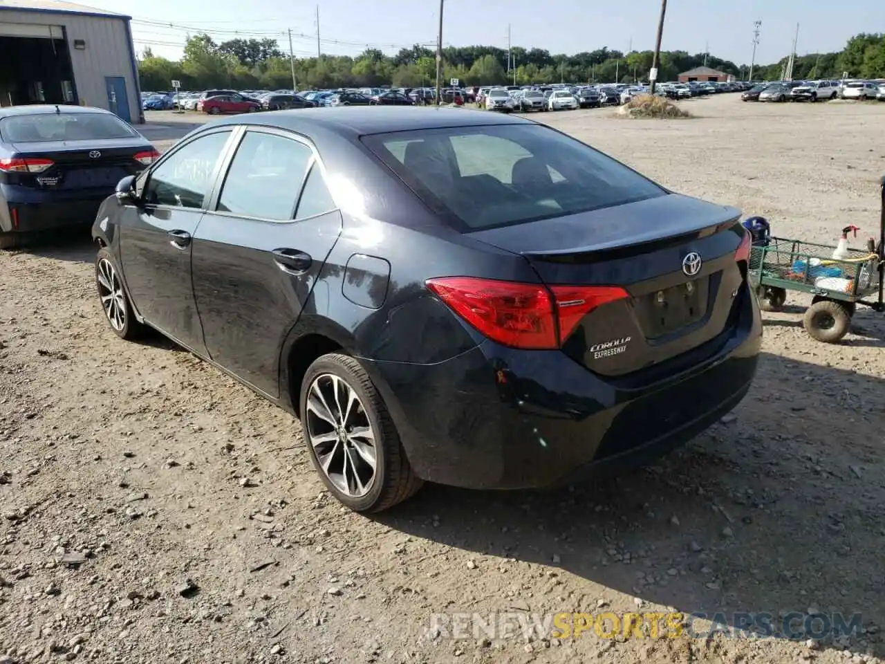 3 Photograph of a damaged car 2T1BURHE2KC177496 TOYOTA COROLLA 2019