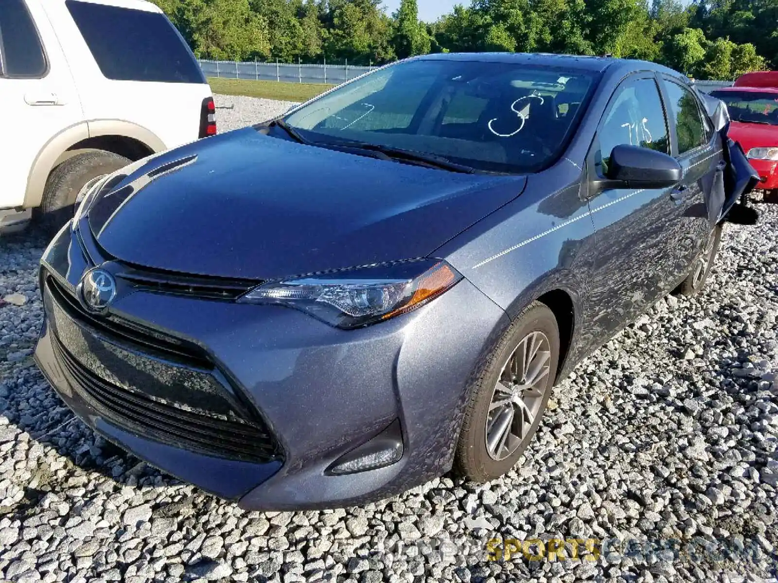 2 Photograph of a damaged car 2T1BURHE2KC179765 TOYOTA COROLLA 2019