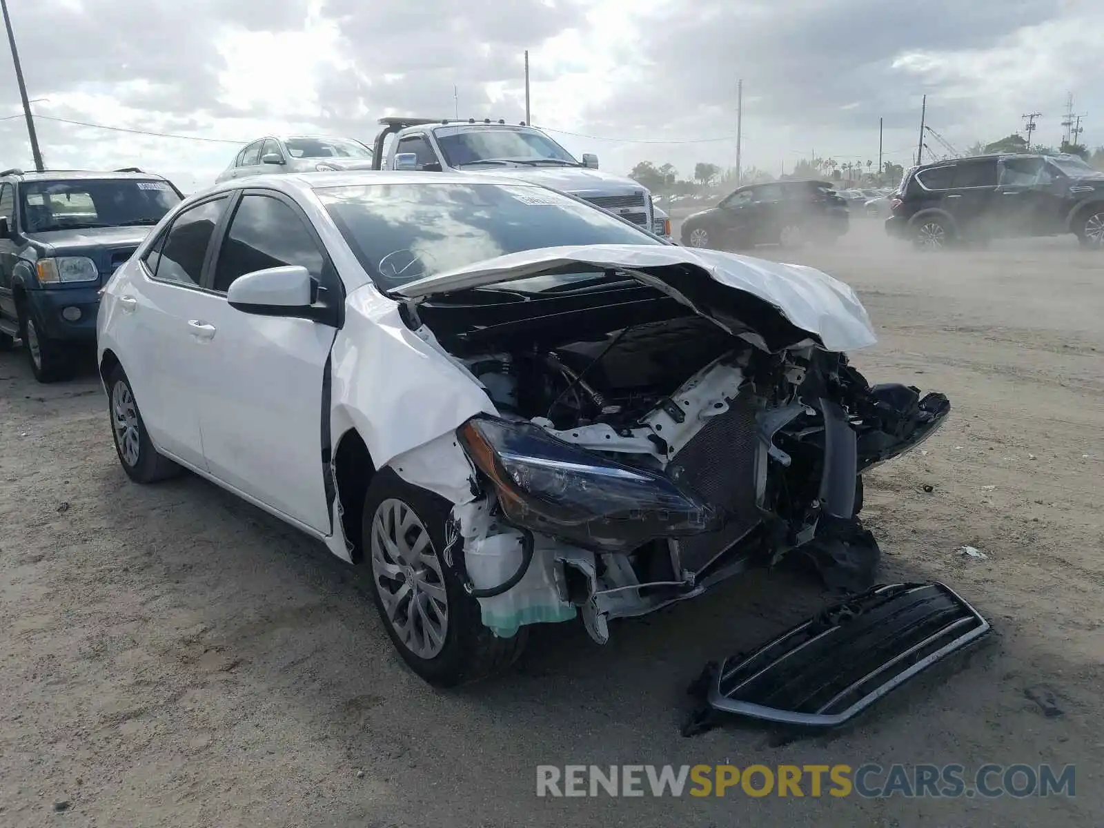1 Photograph of a damaged car 2T1BURHE2KC179975 TOYOTA COROLLA 2019
