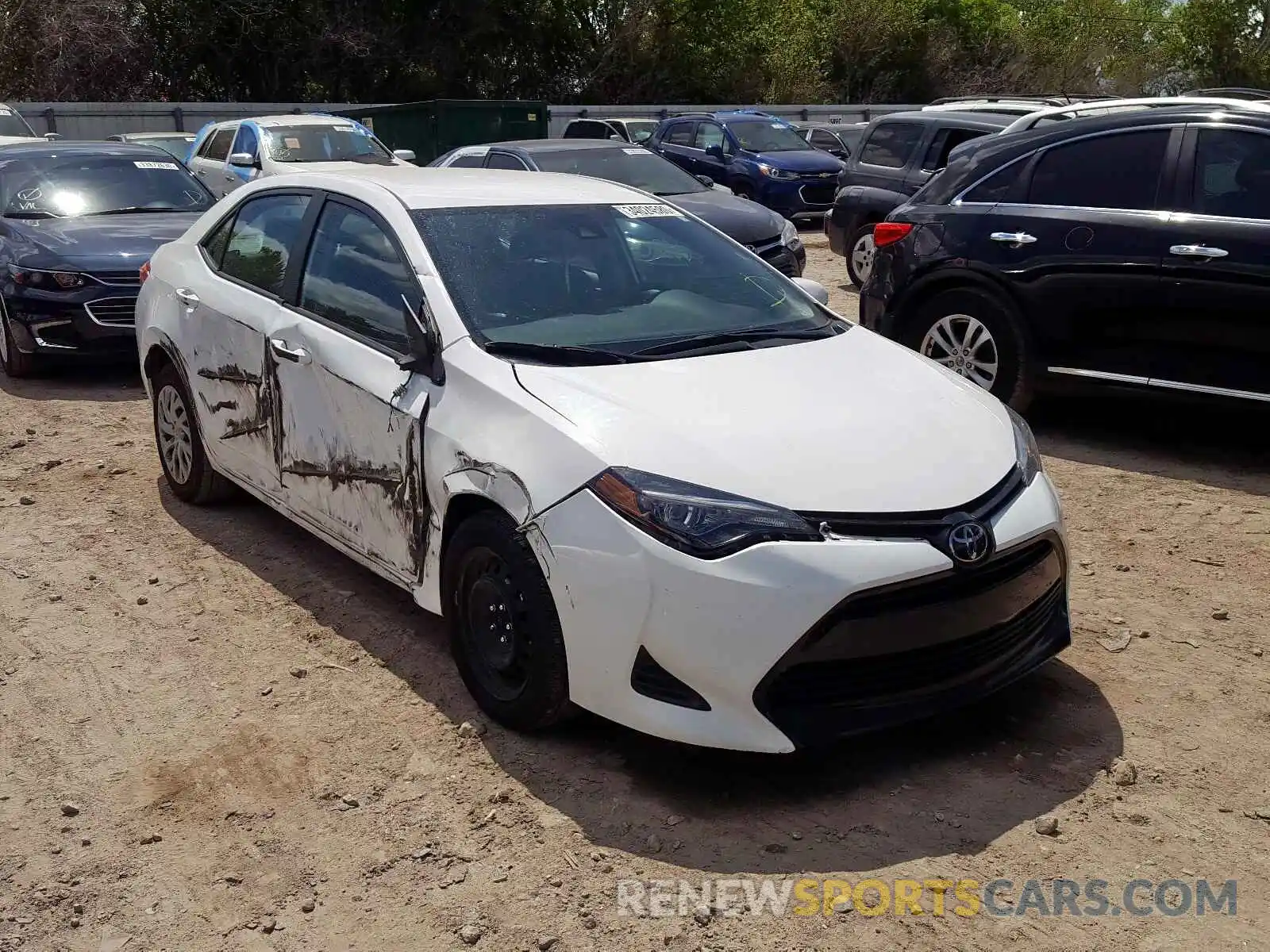 1 Photograph of a damaged car 2T1BURHE2KC179989 TOYOTA COROLLA 2019