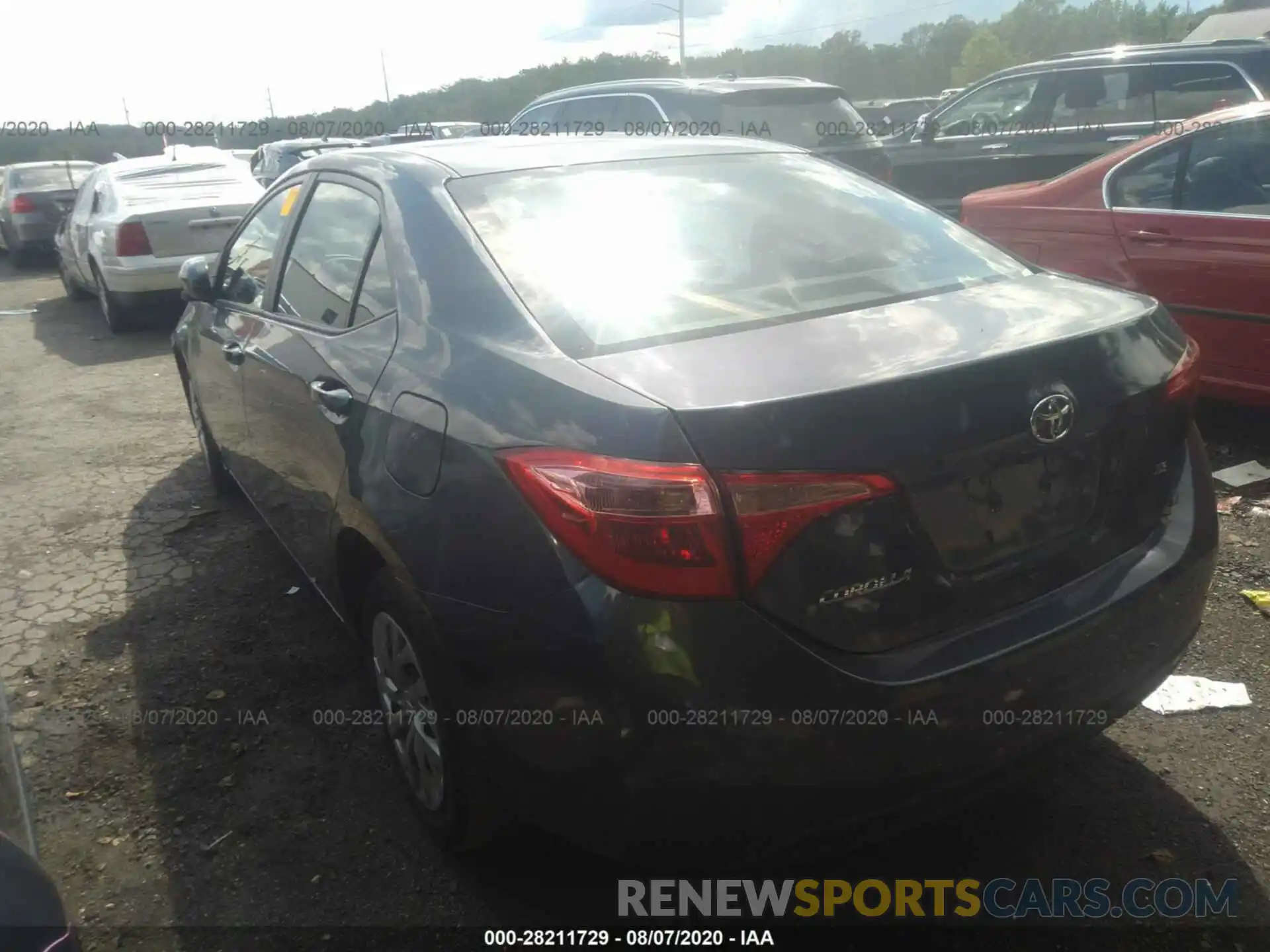 3 Photograph of a damaged car 2T1BURHE2KC180835 TOYOTA COROLLA 2019