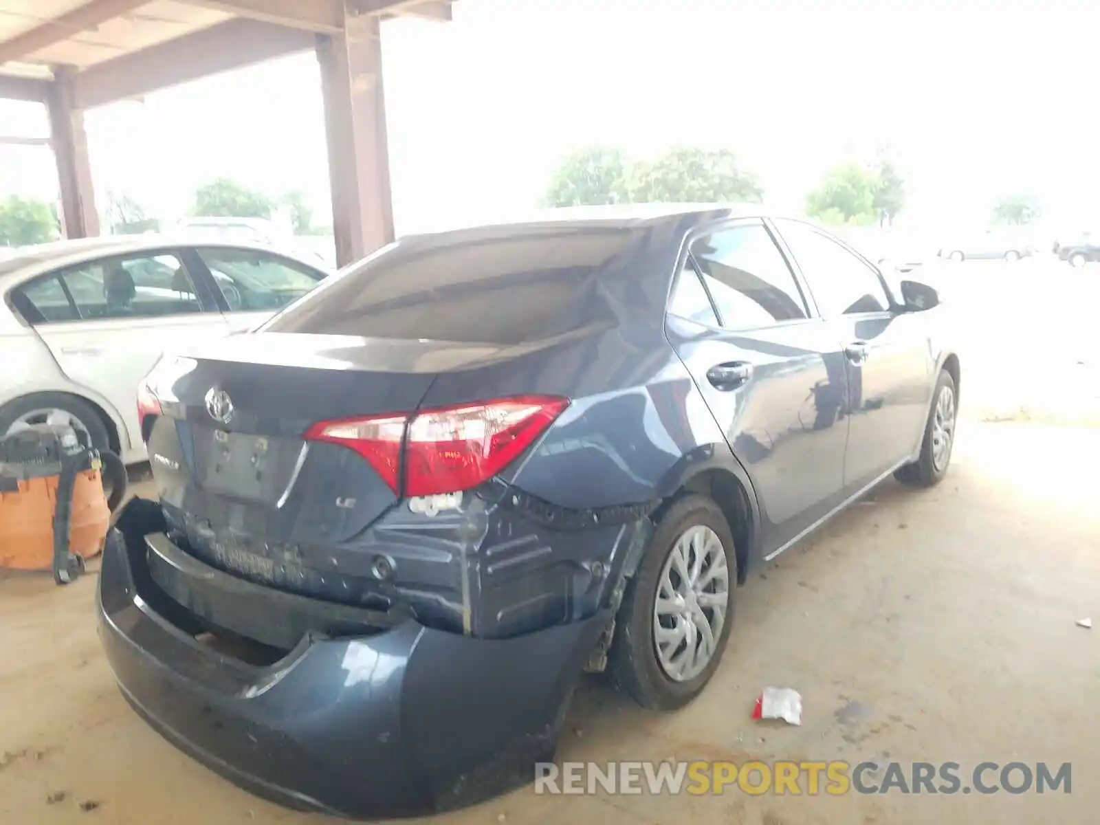 4 Photograph of a damaged car 2T1BURHE2KC181290 TOYOTA COROLLA 2019