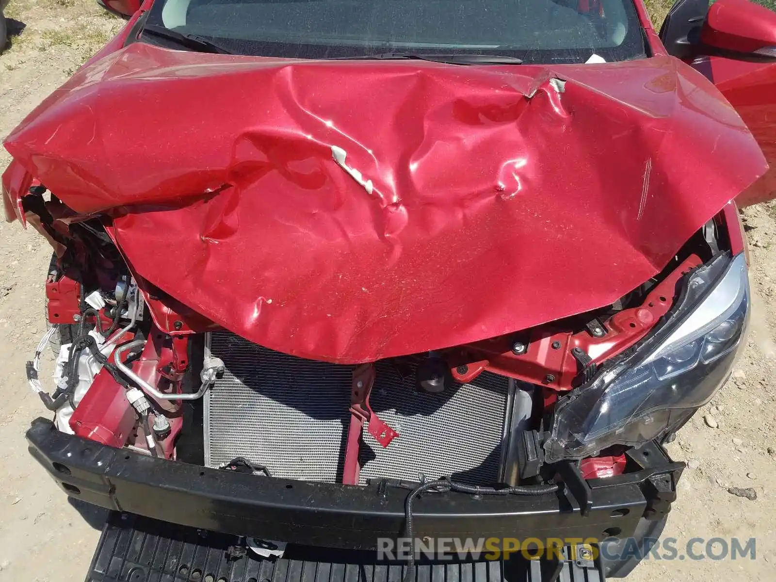 7 Photograph of a damaged car 2T1BURHE2KC181449 TOYOTA COROLLA 2019