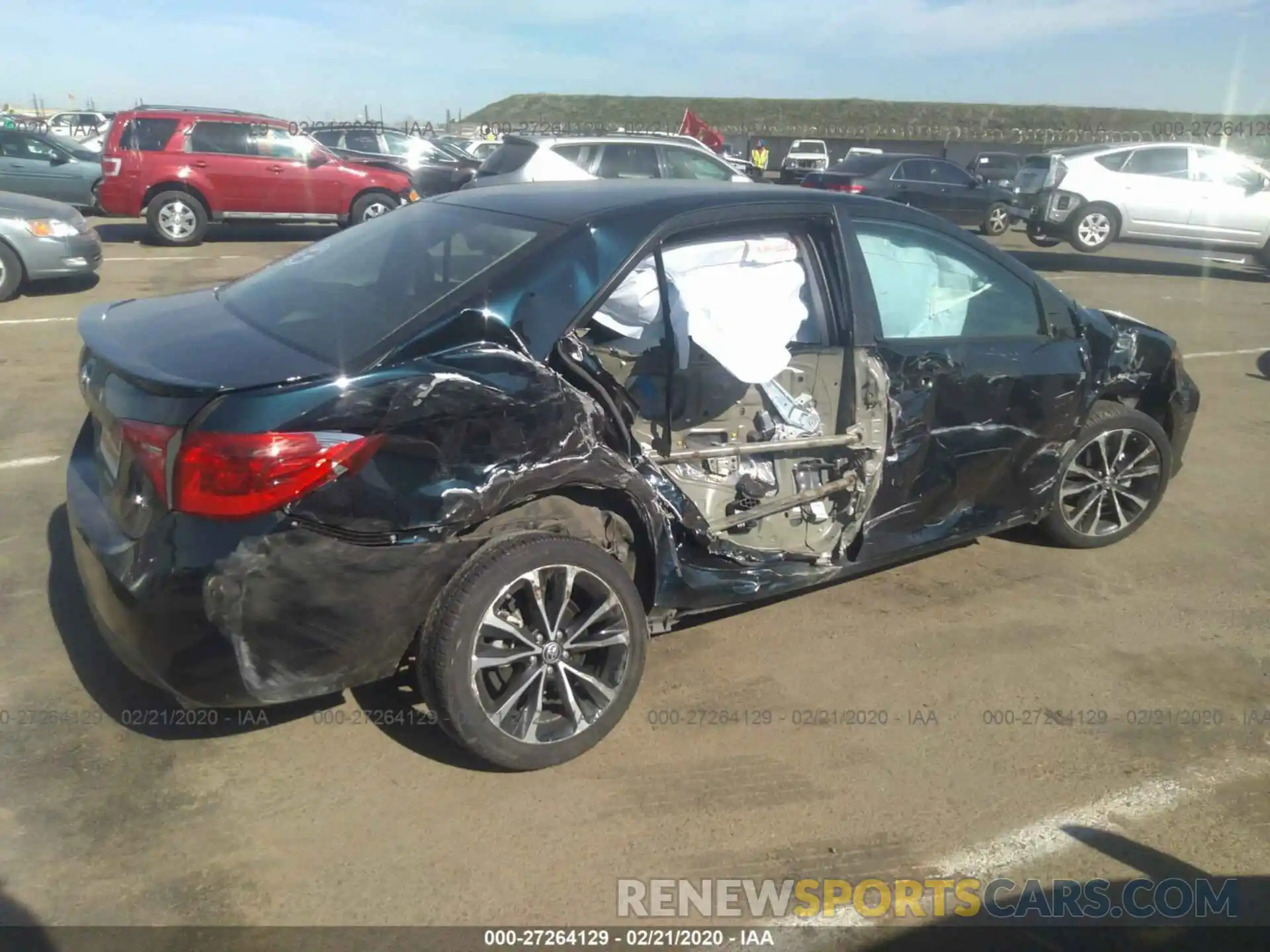 4 Photograph of a damaged car 2T1BURHE2KC181595 TOYOTA COROLLA 2019