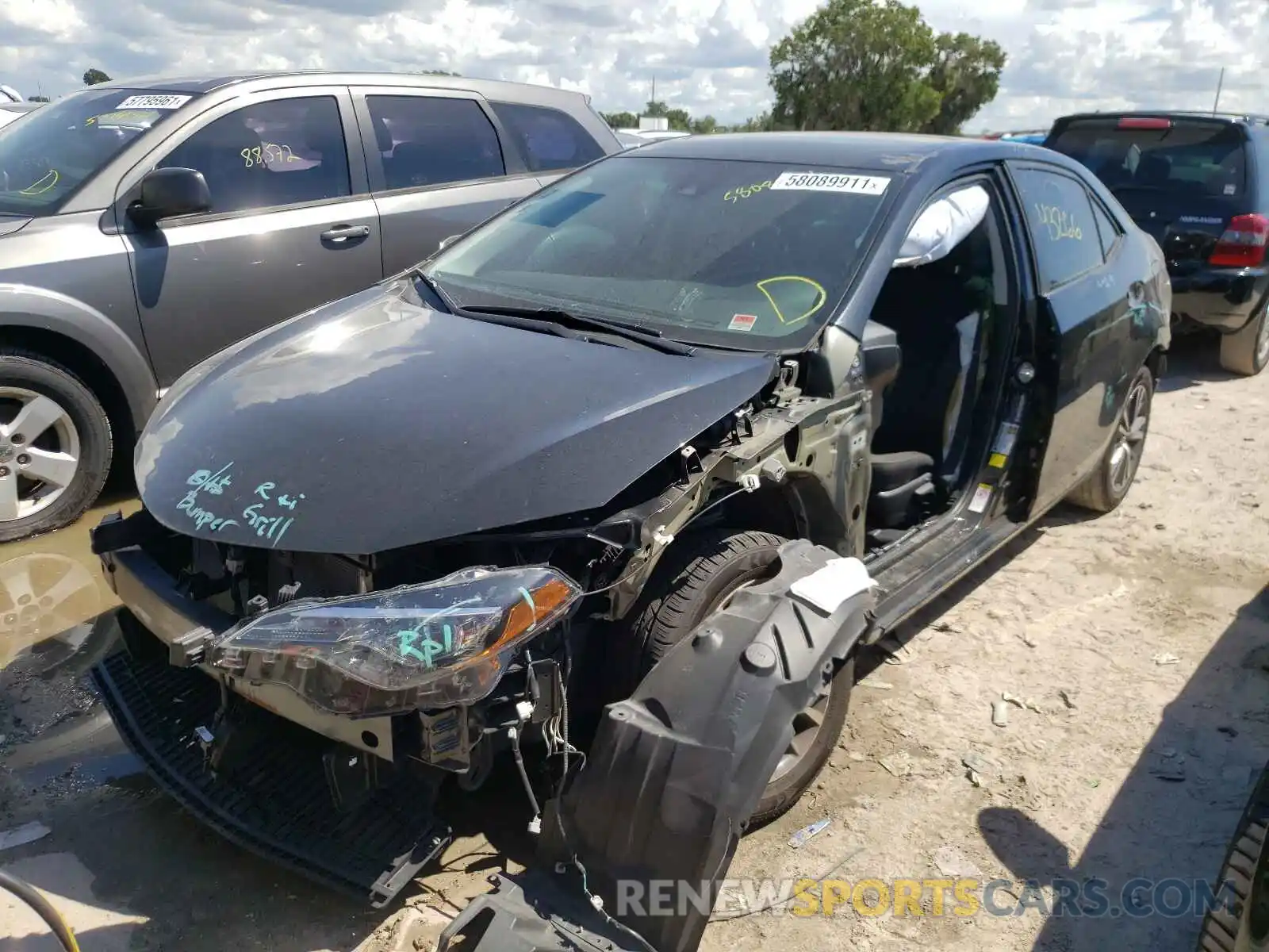 2 Photograph of a damaged car 2T1BURHE2KC181905 TOYOTA COROLLA 2019