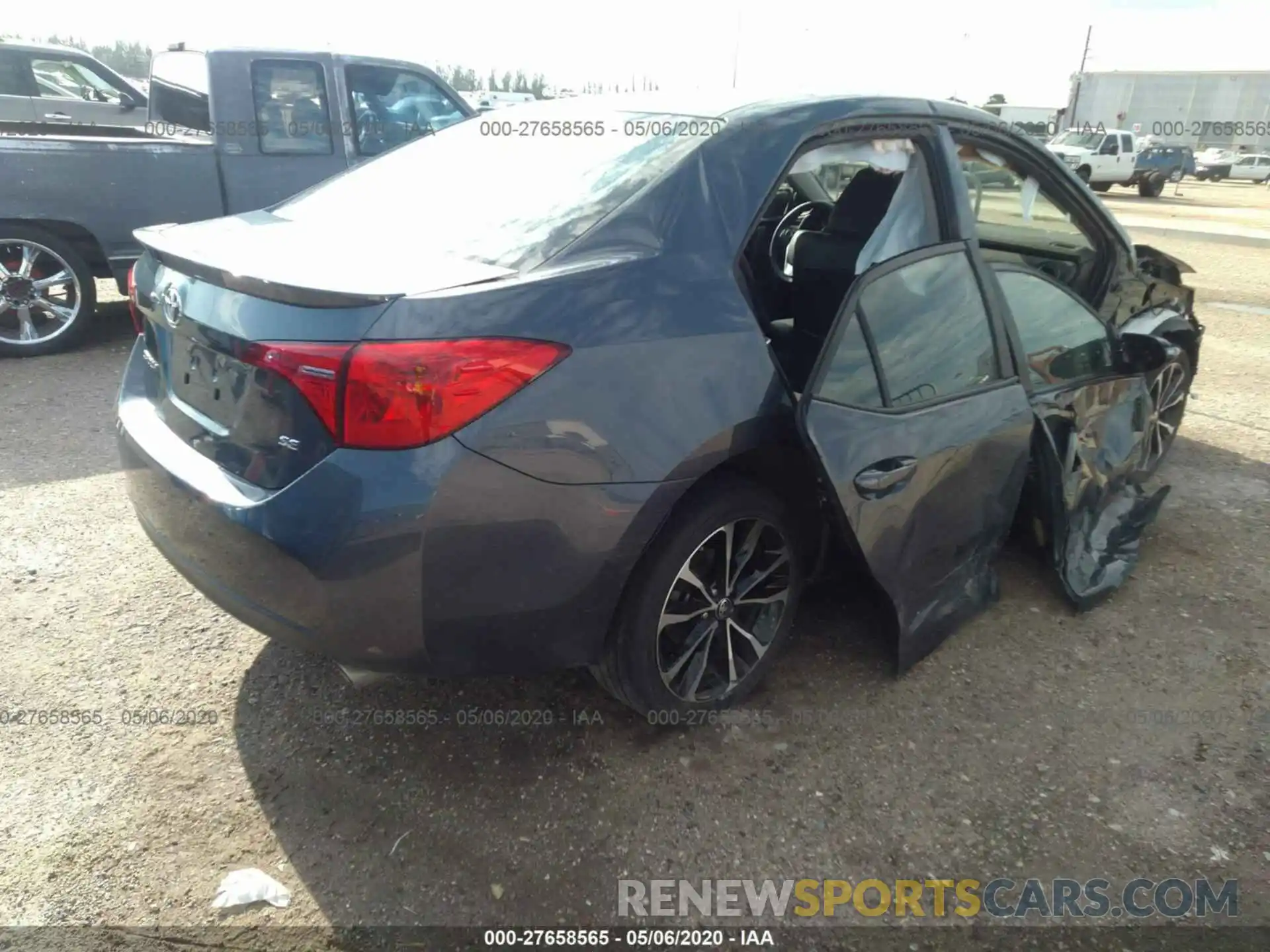 4 Photograph of a damaged car 2T1BURHE2KC182567 TOYOTA COROLLA 2019