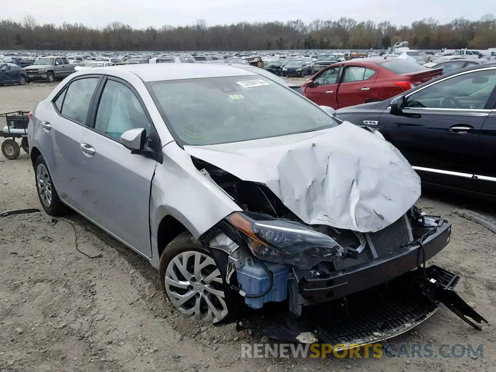 1 Photograph of a damaged car 2T1BURHE2KC183301 TOYOTA COROLLA 2019