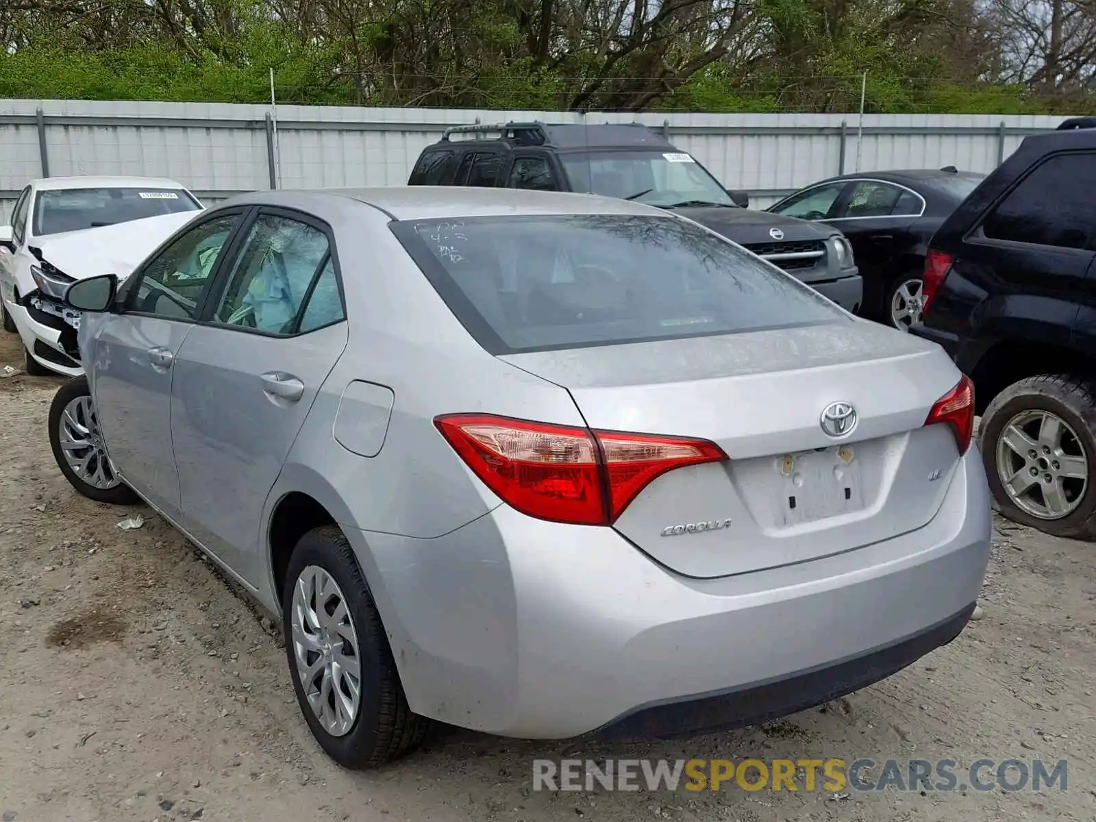 3 Photograph of a damaged car 2T1BURHE2KC183301 TOYOTA COROLLA 2019