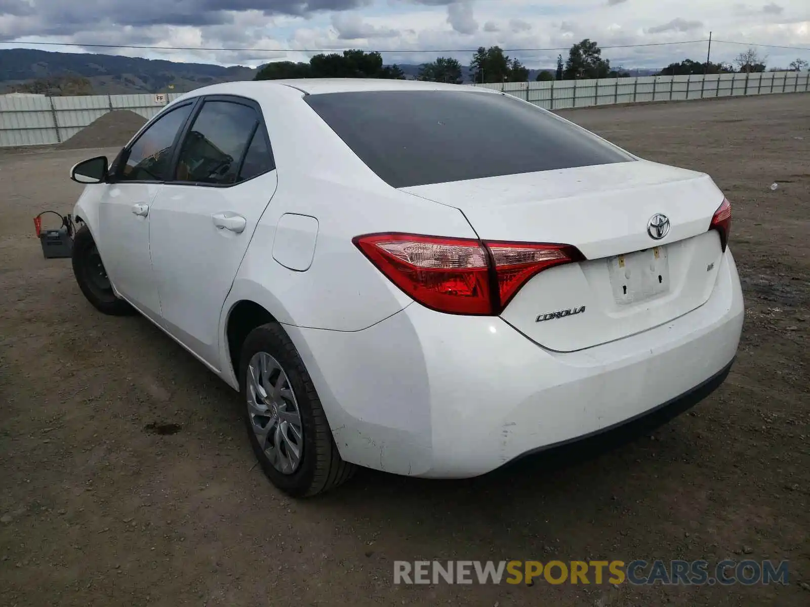 3 Photograph of a damaged car 2T1BURHE2KC183556 TOYOTA COROLLA 2019