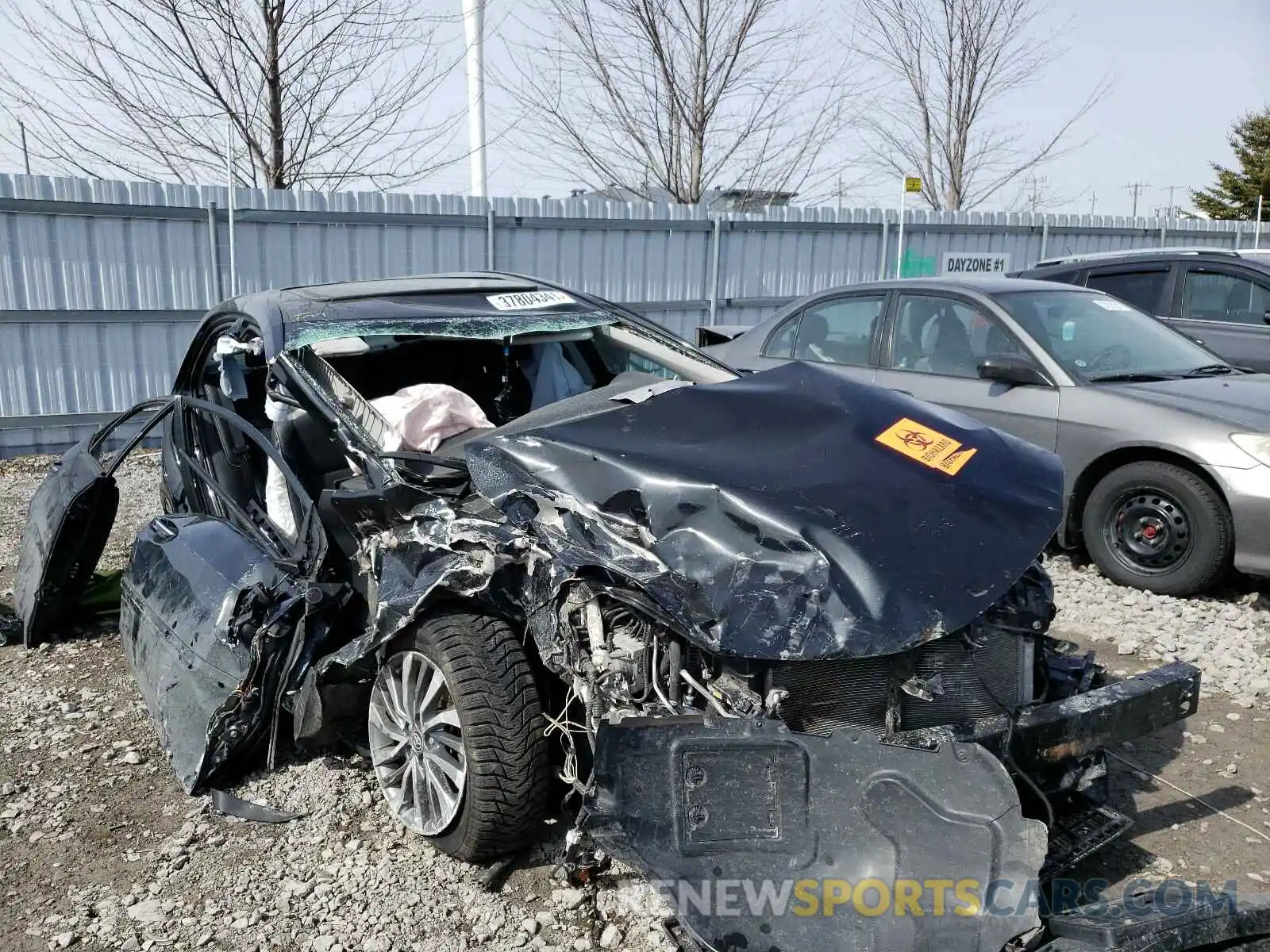 1 Фотография поврежденного автомобиля 2T1BURHE2KC183766 TOYOTA COROLLA 2019
