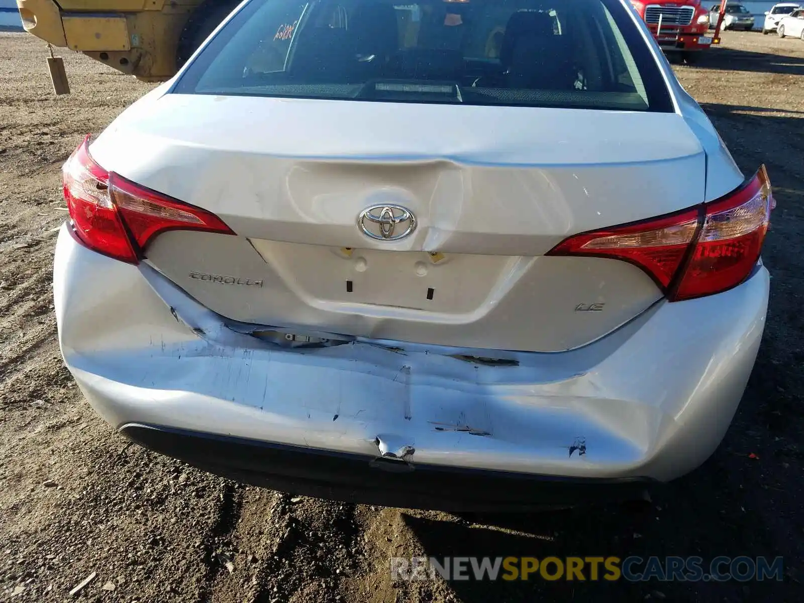 9 Photograph of a damaged car 2T1BURHE2KC183797 TOYOTA COROLLA 2019