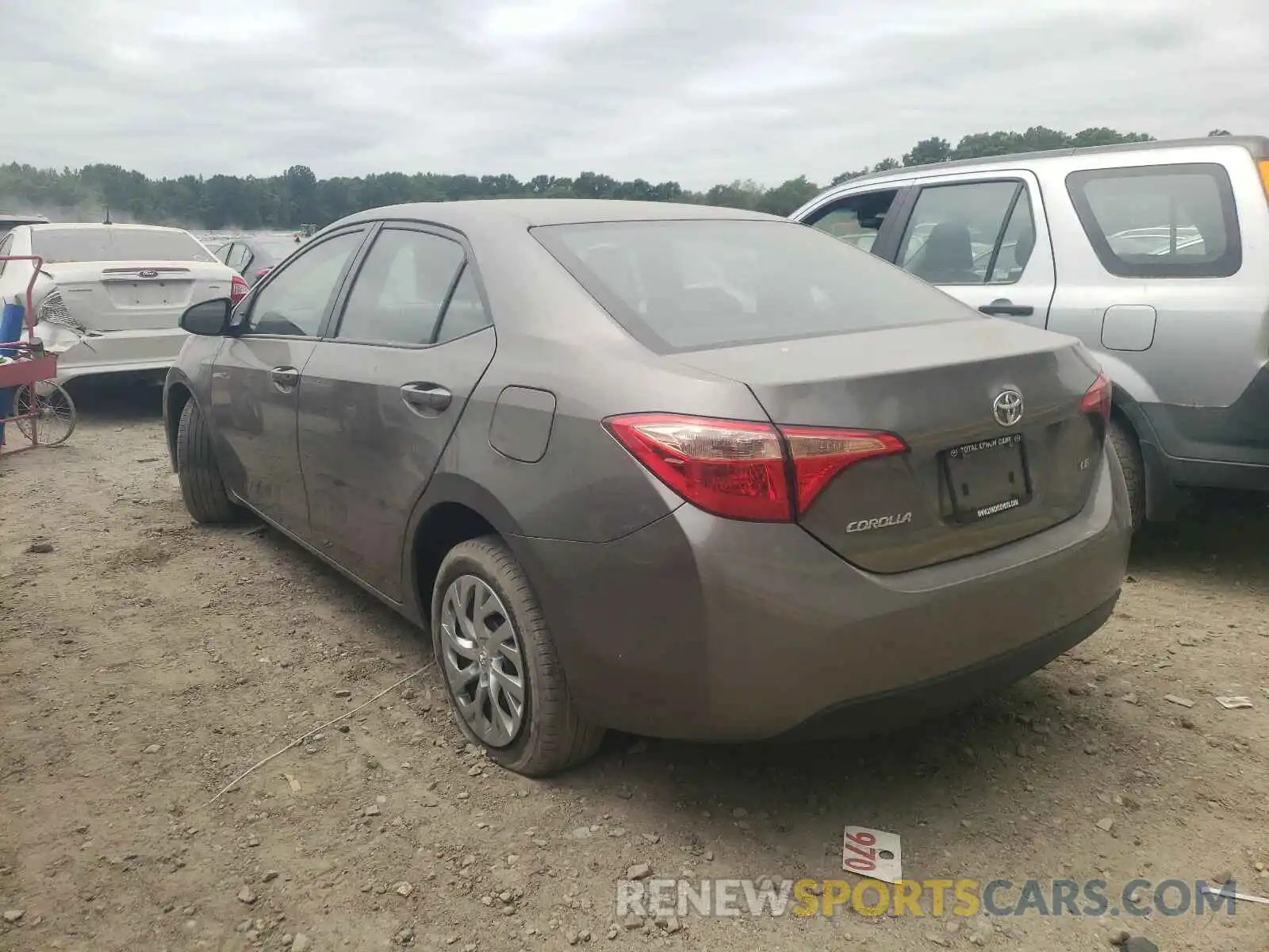 3 Photograph of a damaged car 2T1BURHE2KC184089 TOYOTA COROLLA 2019