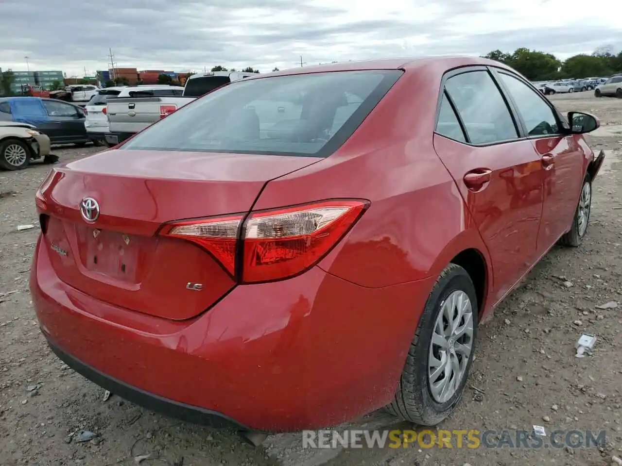 4 Photograph of a damaged car 2T1BURHE2KC185310 TOYOTA COROLLA 2019