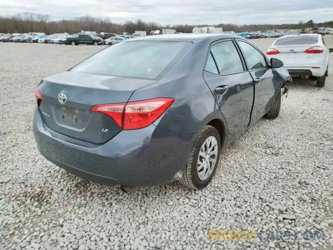 4 Photograph of a damaged car 2T1BURHE2KC185520 TOYOTA COROLLA 2019