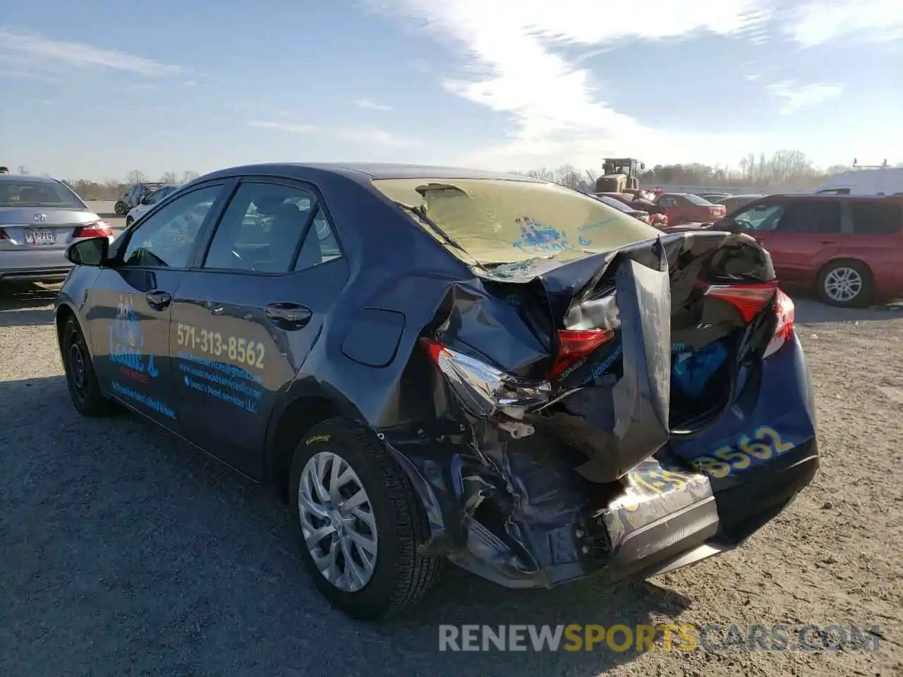 3 Photograph of a damaged car 2T1BURHE2KC185646 TOYOTA COROLLA 2019