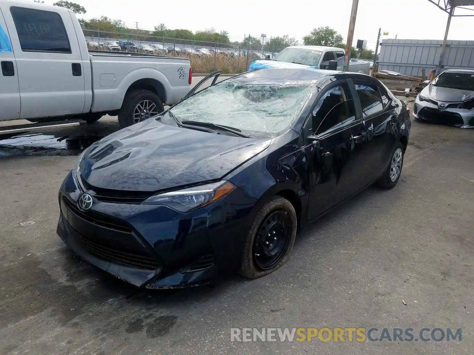 2 Photograph of a damaged car 2T1BURHE2KC185775 TOYOTA COROLLA 2019