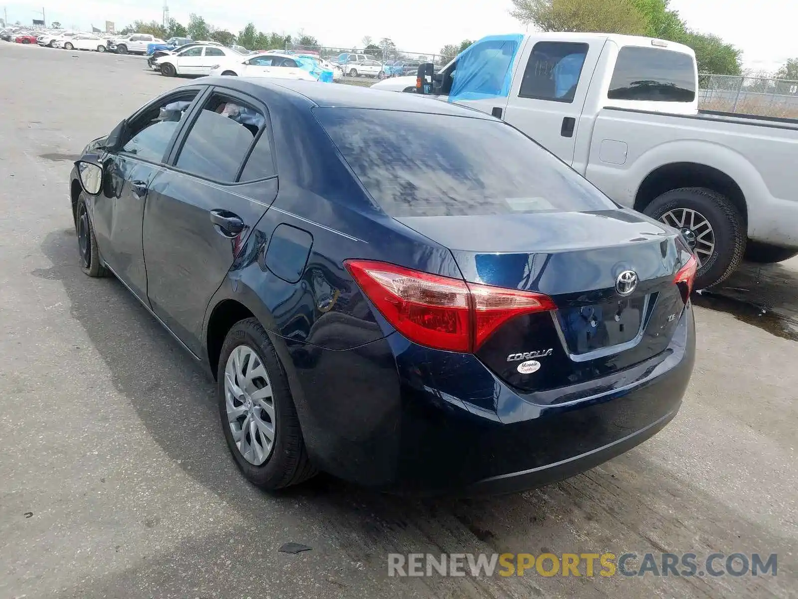 3 Photograph of a damaged car 2T1BURHE2KC185775 TOYOTA COROLLA 2019