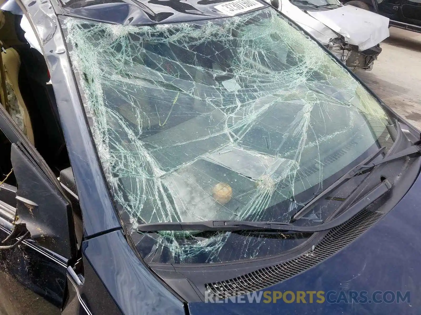 9 Photograph of a damaged car 2T1BURHE2KC185775 TOYOTA COROLLA 2019