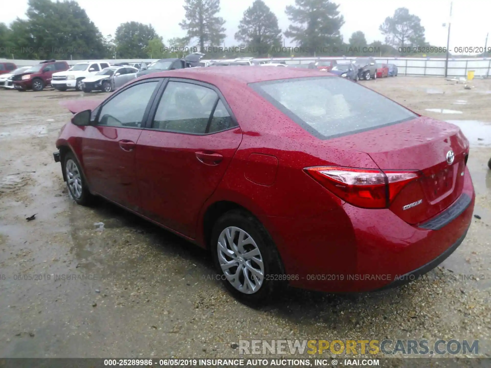 3 Photograph of a damaged car 2T1BURHE2KC186201 TOYOTA COROLLA 2019