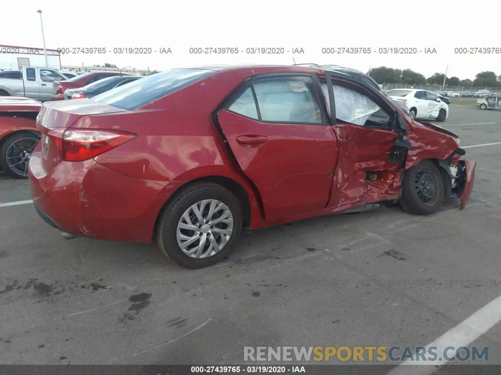 4 Photograph of a damaged car 2T1BURHE2KC186666 TOYOTA COROLLA 2019