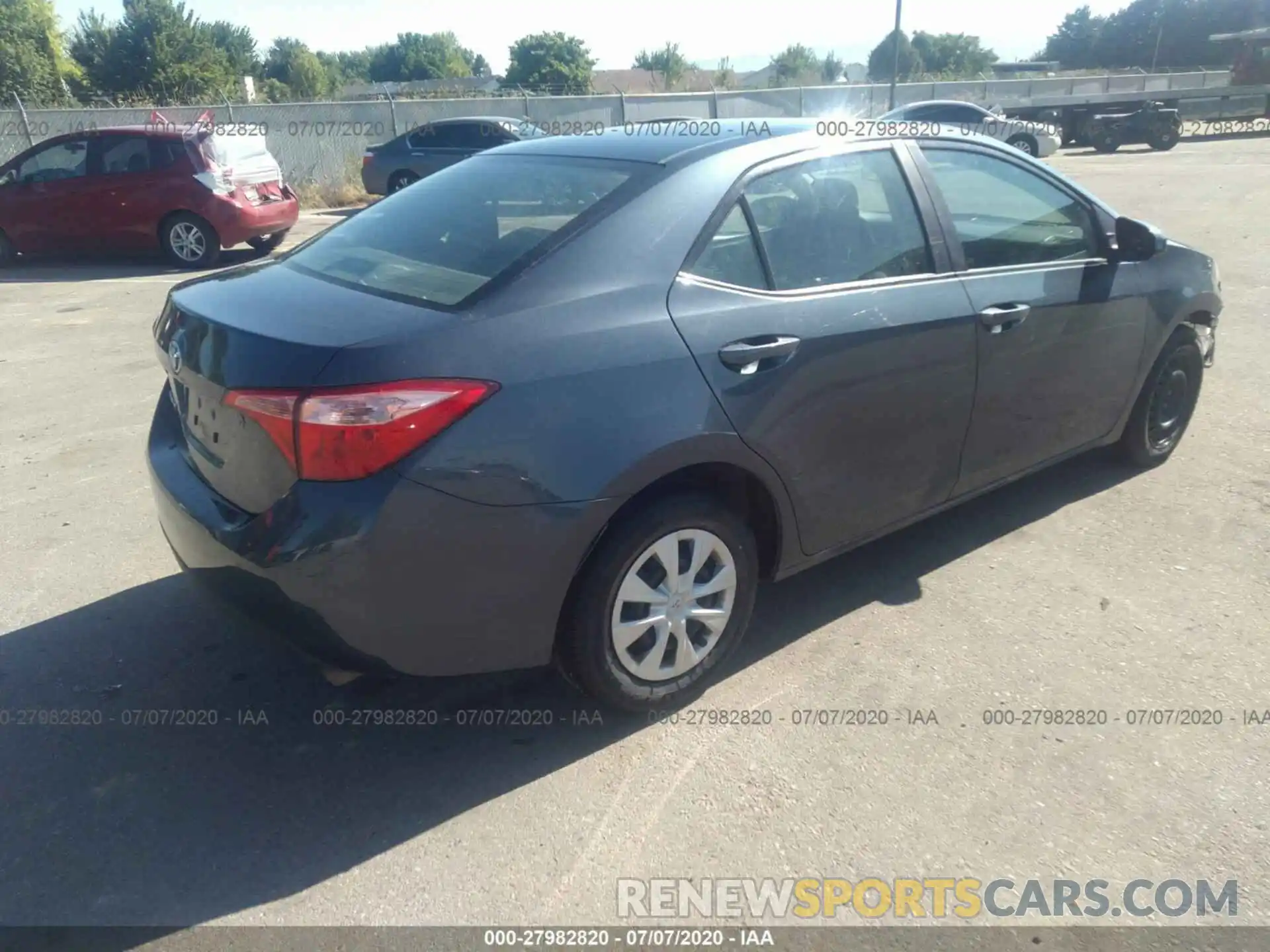 4 Photograph of a damaged car 2T1BURHE2KC187705 TOYOTA COROLLA 2019