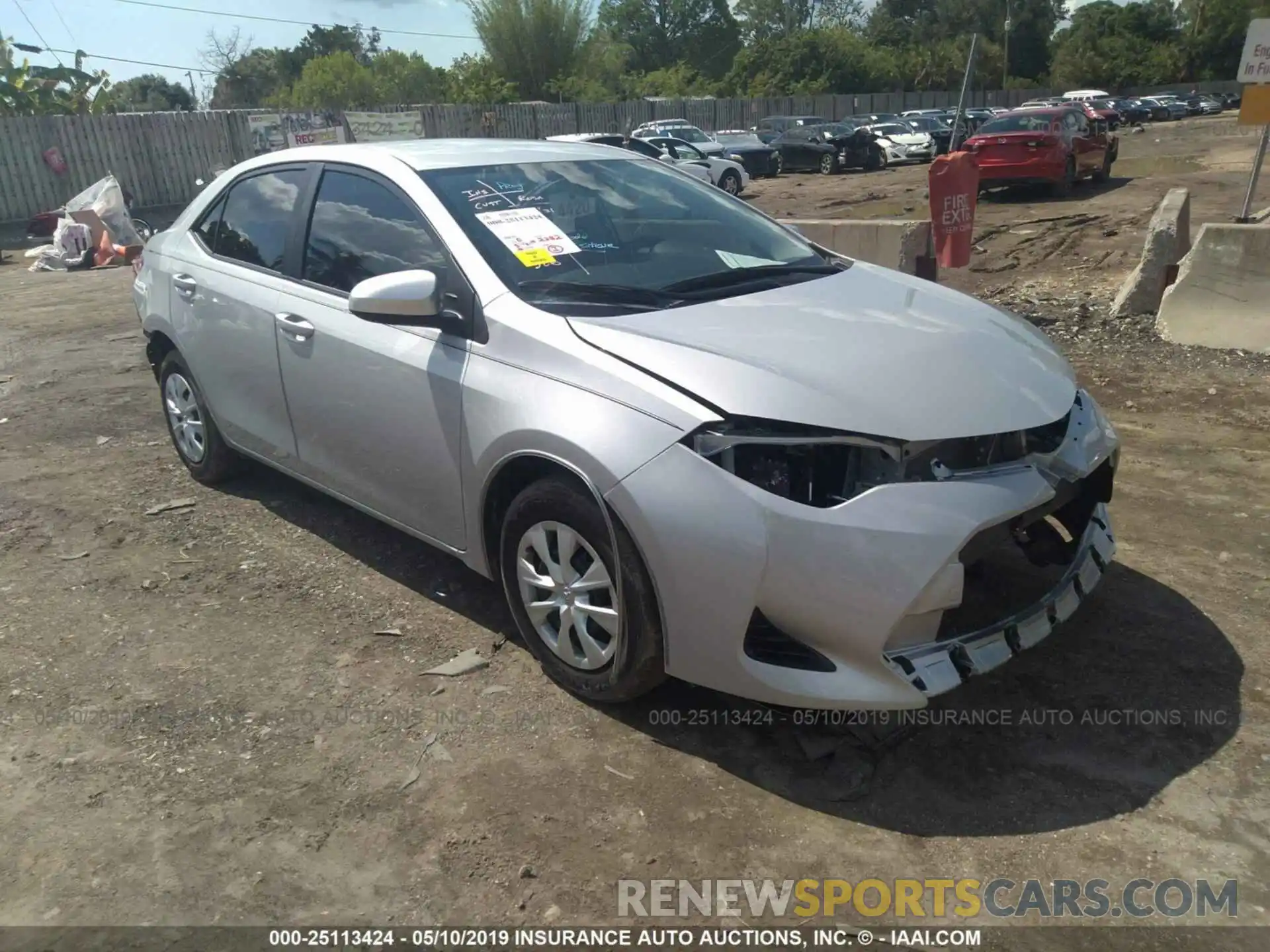 1 Photograph of a damaged car 2T1BURHE2KC189437 TOYOTA COROLLA 2019