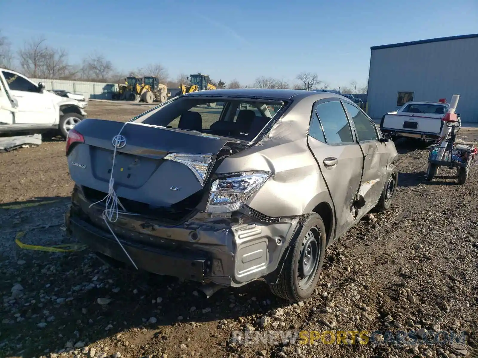 4 Photograph of a damaged car 2T1BURHE2KC190605 TOYOTA COROLLA 2019